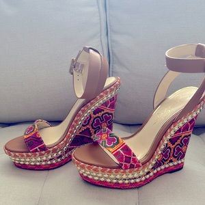 Jessica Simpson wedges